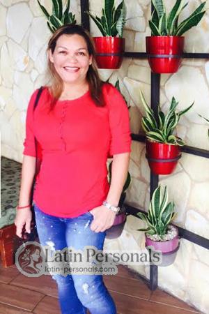156376 - Jasmine Age: 57 - Costa Rica