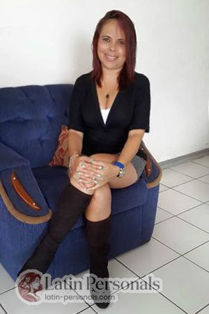 156935 - Alina Age: 50 - Costa Rica
