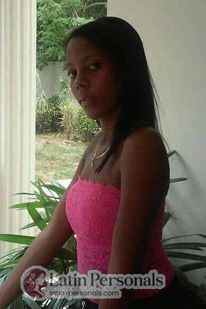 169000 - Yassiely Age: 29 - Dominican Republic
