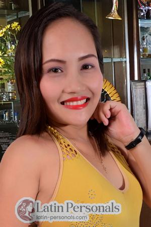 169639 - Liezel Age: 34 - Philippines