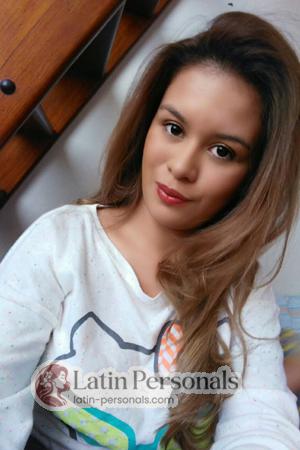 171719 - Laura Age: 31 - Colombia