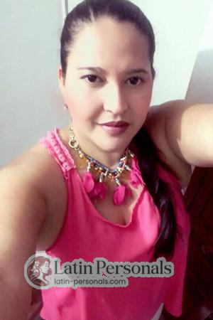 175649 - Maria Alejandra Age: 46 - Colombia