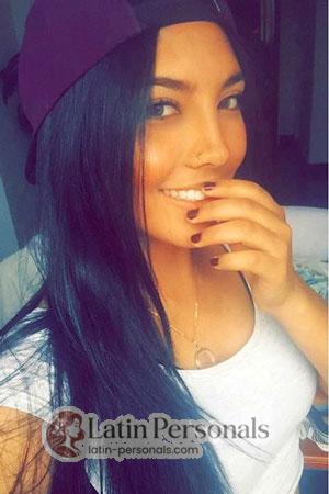 181816 - Juliana Age: 26 - Colombia