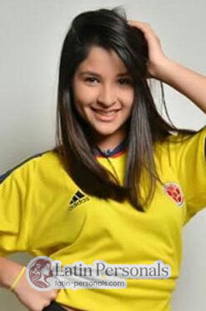 182523 - Fernanda Age: 27 - Venezuela