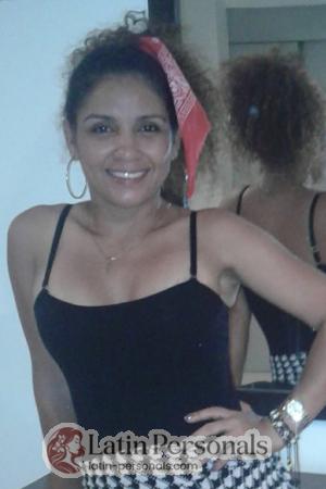 184243 - Rosanna Age: 45 - Colombia