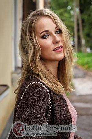 184365 - Tatiyana Age: 34 - Russia