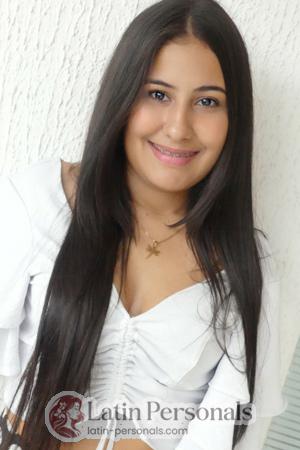 192545 - Alexandra Age: 26 - Colombia