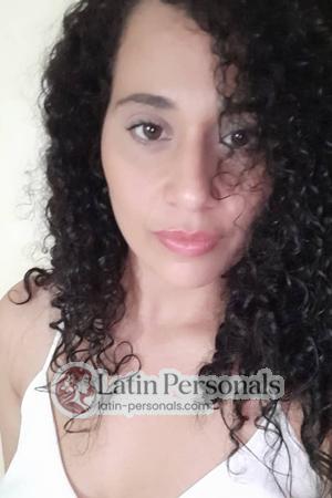 195458 - Adriana Age: 38 - Colombia