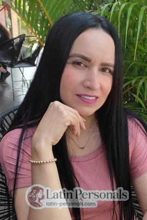 204198 - Jessenia Age: 49 - Colombia