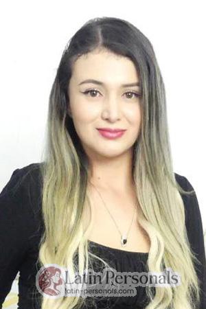 204921 - Daniela Age: 29 - Colombia