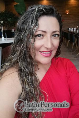 205749 - Yasmin Aleyda Age: 44 - Colombia