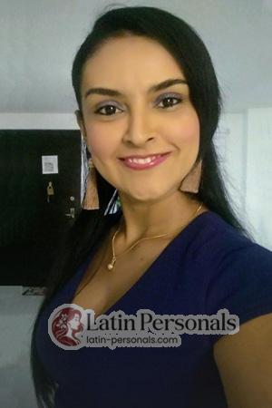 205912 - Verena Age: 42 - Colombia