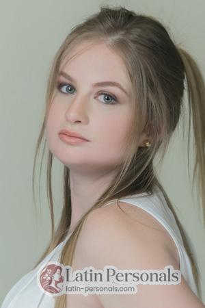 207422 - Daniela Age: 34 - Colombia