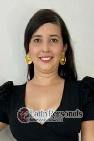 208163 - Adriana Age: 42 - Colombia