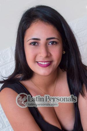 208290 - Alexandra Age: 36 - Peru