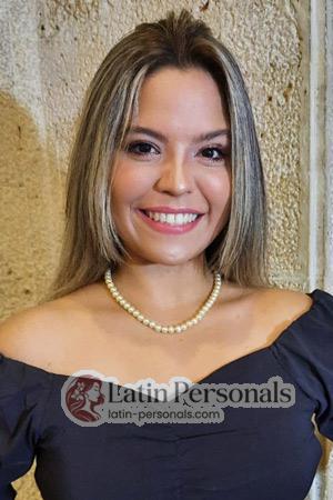 208375 - Daniela Age: 29 - Colombia