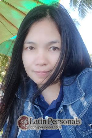 208516 - Pairat Age: 44 - Thailand