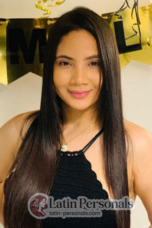 209140 - Karina Age: 31 - Colombia