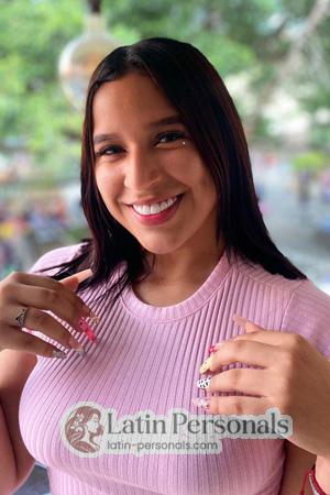 209663 - Yurani Age: 22 - Colombia