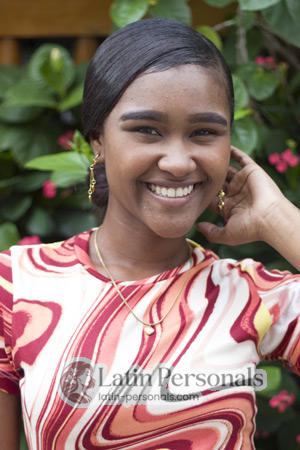 210909 - Eliana Age: 25 - Colombia