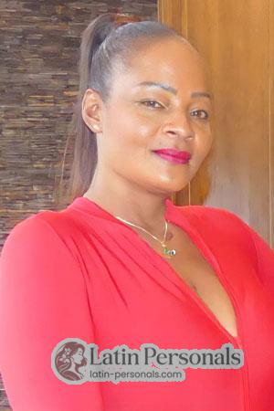 211374 - Novelia Age: 44 - Colombia