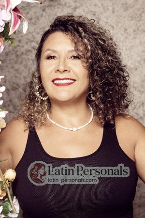 211872 - Luz Age: 54 - Costa Rica