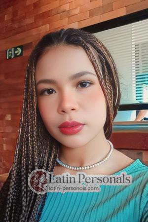 212025 - Ana Age: 23 - Colombia