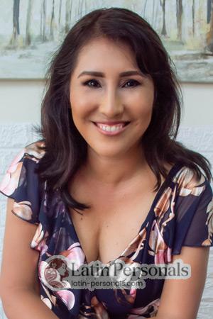 214452 - Sara Age: 51 - Peru