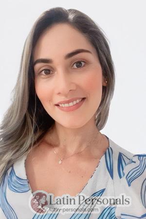 215010 - Ivonne Age: 34 - Colombia