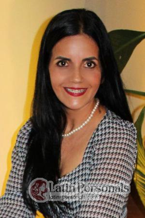 215403 - Marcia Age: 52 - Costa Rica