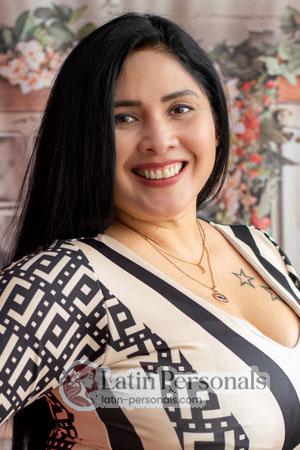 215752 - Jackeline Age: 44 - Peru