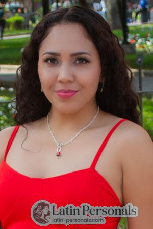 216143 - Prisilla Age: 28 - Peru