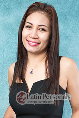 216397 - Tassanee (Meow) Age: 42 - Thailand