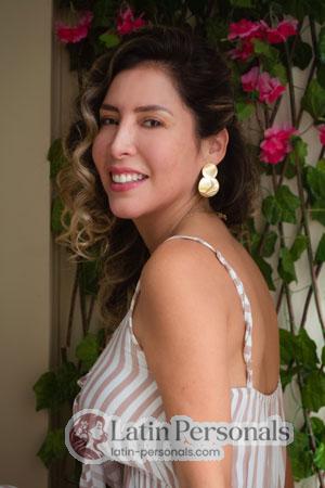 217335 - Mabel Age: 44 - Peru
