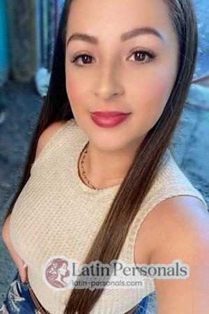 219052 - Yerlin Age: 31 - Costa Rica