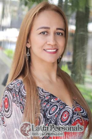 219663 - Julieth Age: 46 - Colombia
