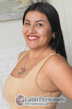 220225 - Gladys Age: 41 - Peru