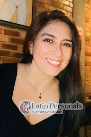 220409 - Marixa Age: 44 - Peru