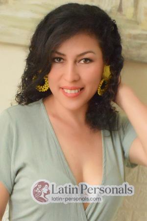 221249 - Karina Age: 48 - Peru