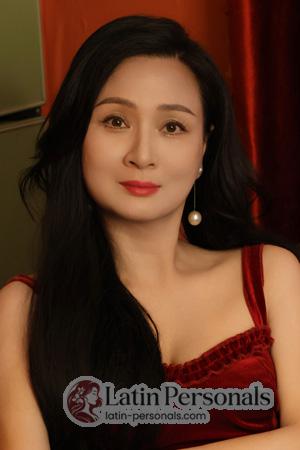 221577 - Jacelyn Age: 52 - China