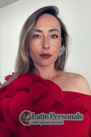 223461 - Olga Age: 39 - USA