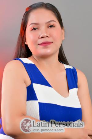 223919 - Janica Age: 22 - Philippines