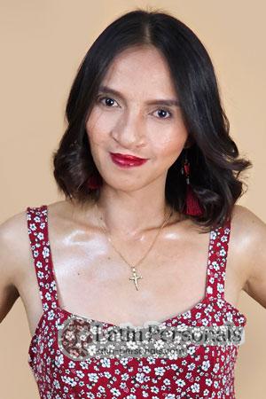 224023 - Rizzalyn Age: 35 - Philippines