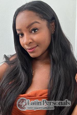 224132 - Paola Age: 27 - Colombia