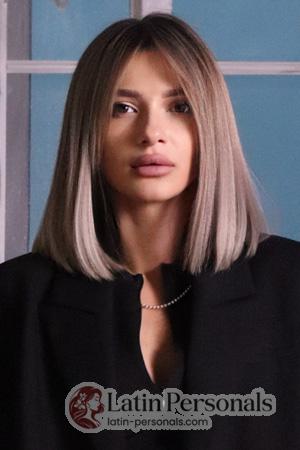 224208 - Alla Age: 31 - Ukraine
