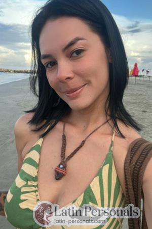 225190 - Erika Age: 27 - Colombia