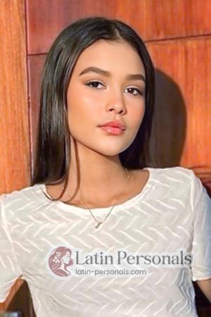 225360 - Livyhen Age: 19 - Colombia