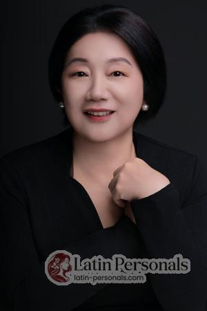 225544 - Samantha Age: 52 - China