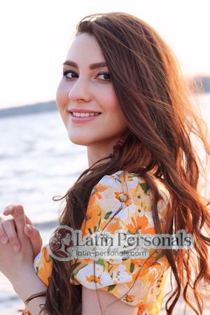 225905 - Oleksandra Age: 22 - Ukraine