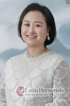 226061 - Lily Age: 47 - China